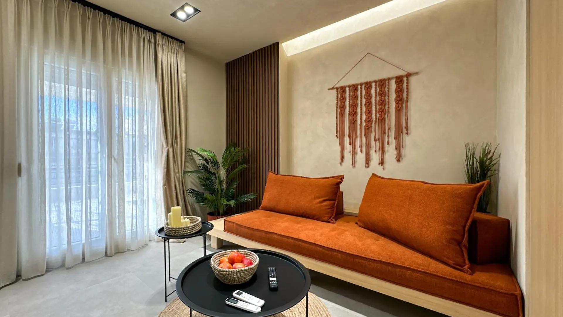 Boho & Art Suite Thessaloniki Apartment
